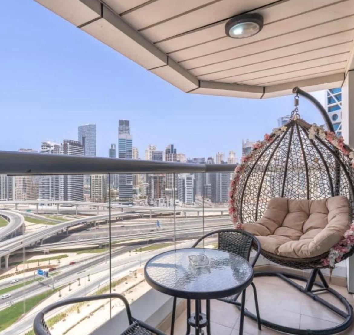 شقة Jumeirah Towers *